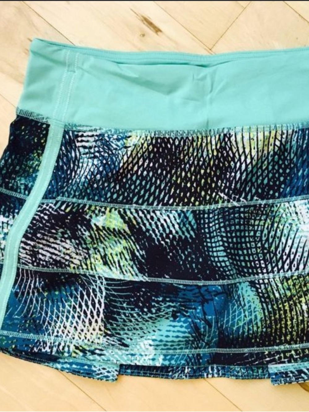 NWT LULULEMON LIMITED EDITION SEAWHEEZE PACE RIVAL SKORT